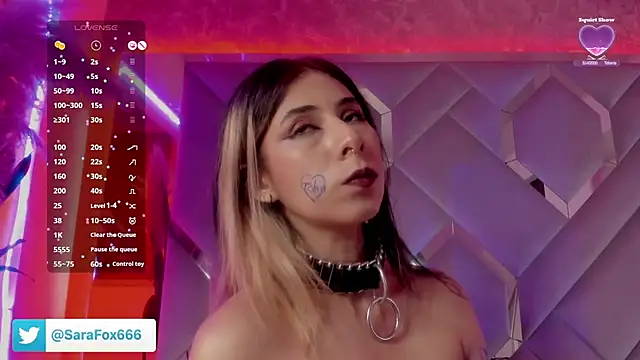 Sara_Foxx1's cam snapshot