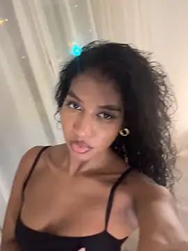 IamCrystal2's cam snapshot