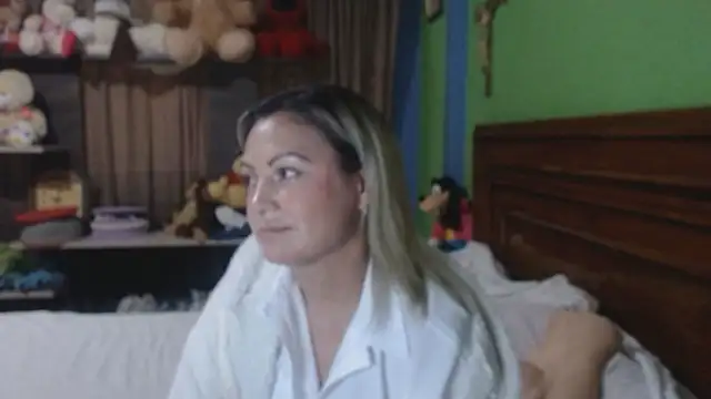 _Charlize_theron_'s cam snapshot