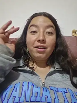 annyaparis's cam snapshot