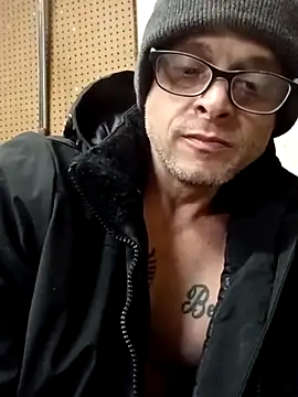 Buffshagswell live sex cam