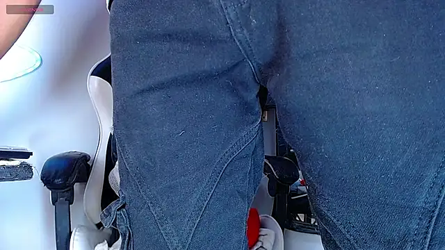 the_dog_lian's cam snapshot