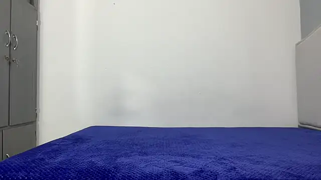 dominic_brandd23's cam snapshot