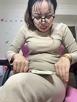 chick-888's cam snapshot