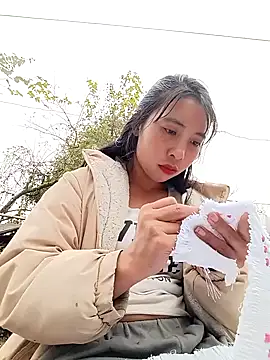 emaame68's cam snapshot