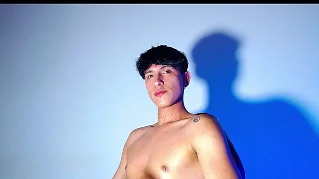 rowanbigboy23's cam snapshot