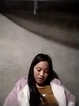 Alice-567's cam snapshot