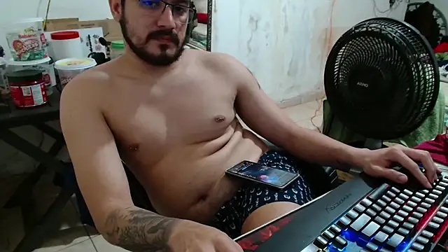 Leonino231 live sex cam