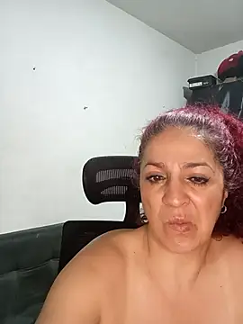 LAPOTRA_04's cam snapshot