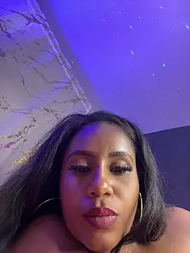 AlisonHoot69 live sex cam