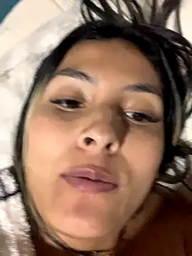 Cami_Leon2's cam snapshot