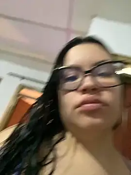 Emily_Taylor2's cam snapshot