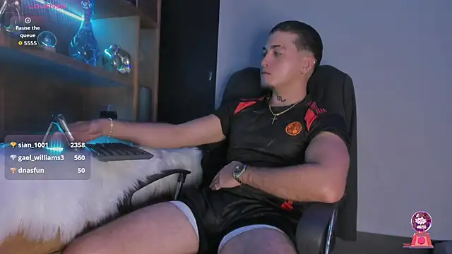 Gael_williams1's cam snapshot