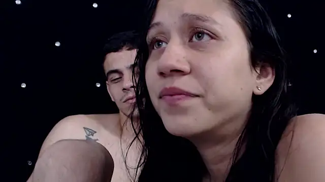 YeraldinAndJos's cam snapshot