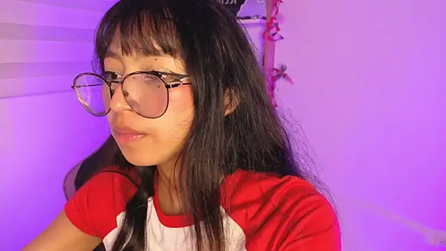 Yommi_Winx's cam snapshot