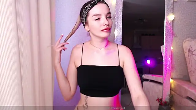 SooDana's cam snapshot