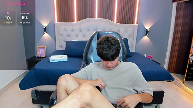 Tommy18__'s cam snapshot