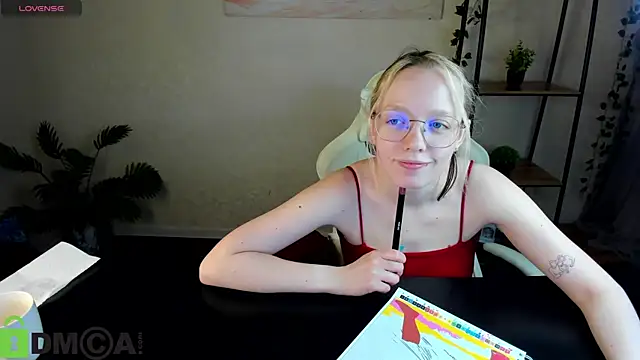 R0cket_bunny's cam snapshot