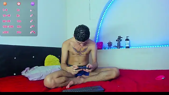 kaiborman00's cam snapshot