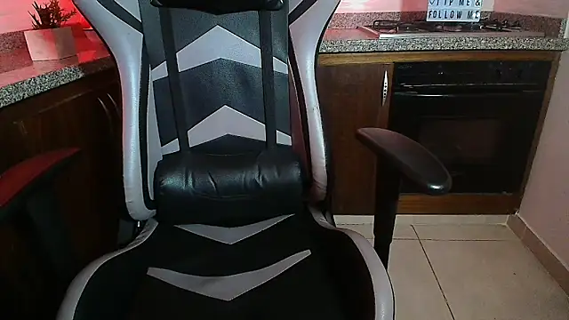 eren_jeager's cam snapshot