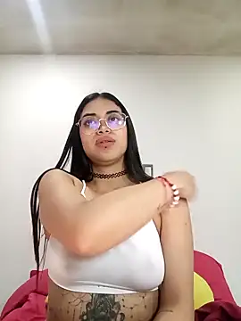 Violett__Rose live sex cam