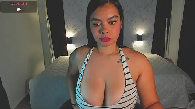 MartinaBianchi's cam snapshot