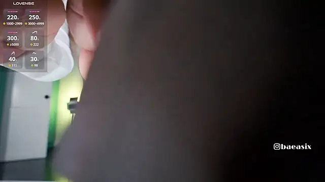 baeasian live sex cam