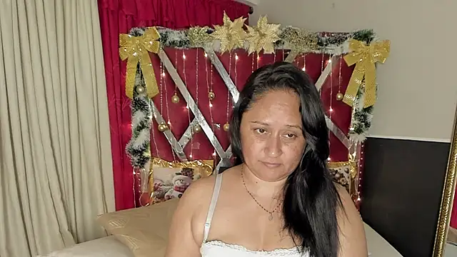 MicaelaHot_'s cam snapshot