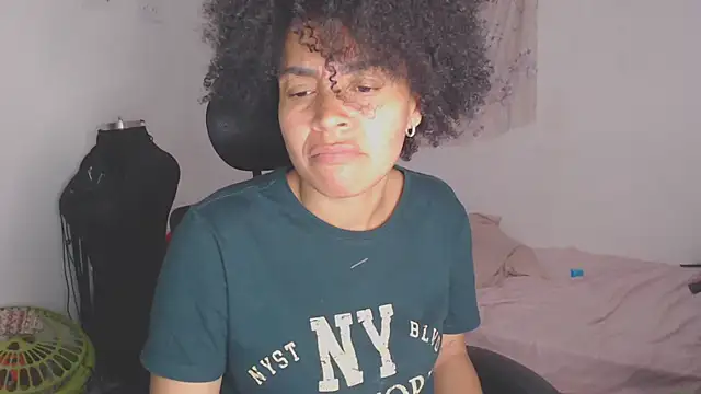 shayna_cute's cam snapshot