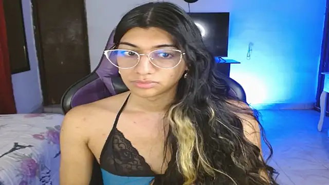 engielphoenis14 live sex cam