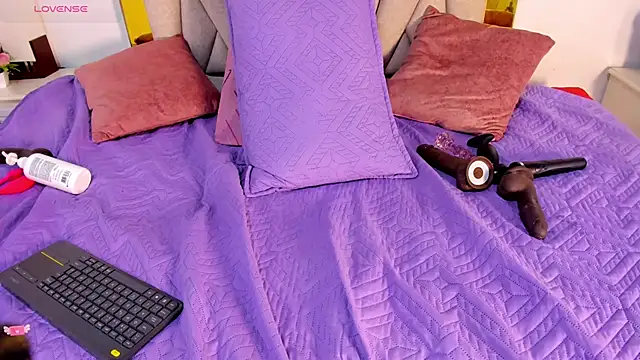 vahiolet_fuentes's cam snapshot