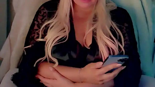 Siren-xiv's cam snapshot