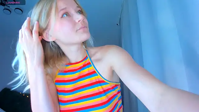 JennyWoody's cam snapshot