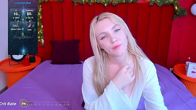 Fluffy_Monica's cam snapshot