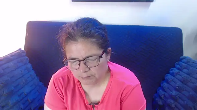 Linda_banks_'s cam snapshot