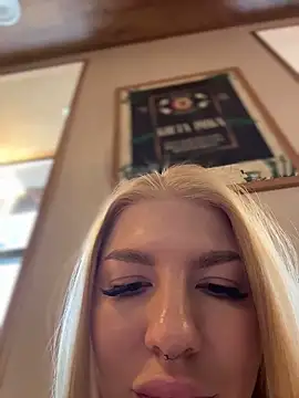 NewLale's cam snapshot