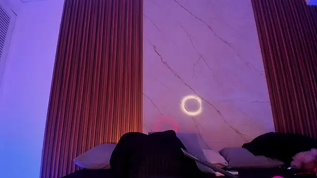 Emiilycollins's cam snapshot