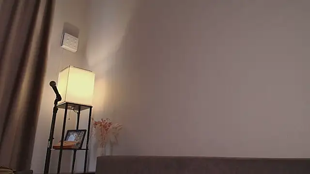 Only_KiraRi live sex cam