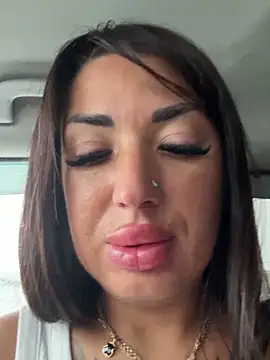 RuslanaXX's cam snapshot