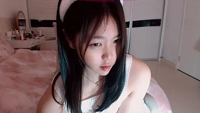 Miu1_girl live sex cam