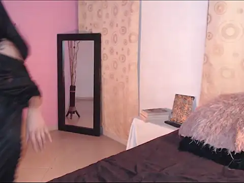 selene_gils's cam snapshot