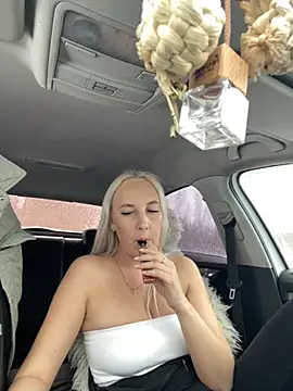 MerlinDave's cam snapshot