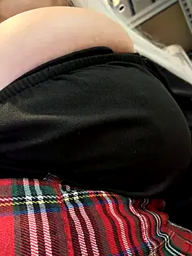 Eliaden live sex cam