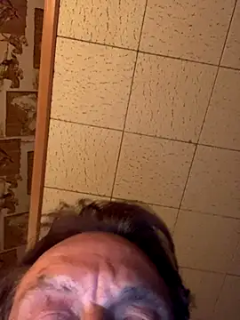 Tonybaloney1972 live sex cam