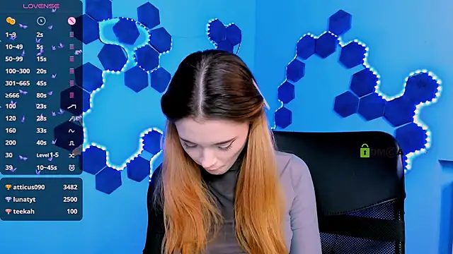 liana_kisses's cam snapshot