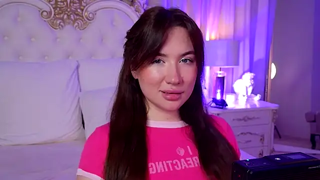 MeganStrain's cam snapshot