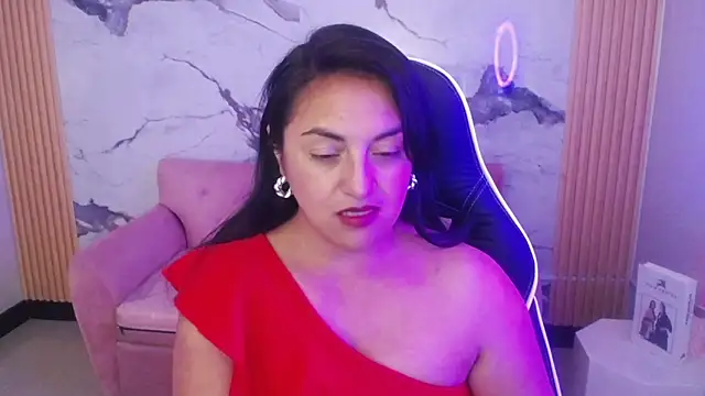 tamara_ch1's cam snapshot