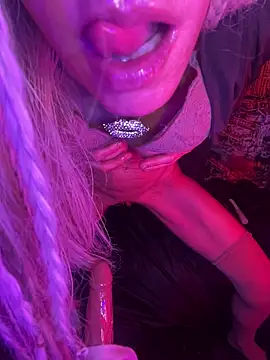 1NikiVegas's cam snapshot