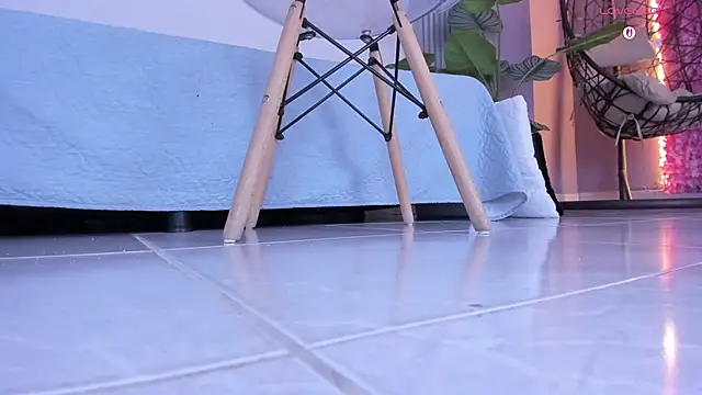 Angela_donnato's cam snapshot