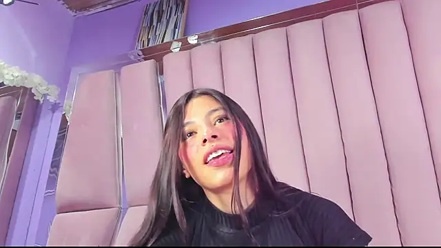 Sasha_Petitte live sex cam